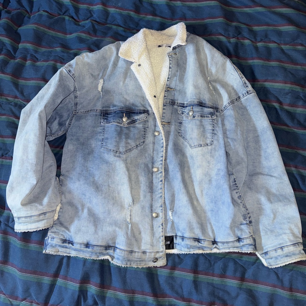 Men's Blue Denim Jacket with Sherpa Lining